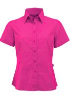 Fuchsia gekleurd dames overhemd met korte mouwen